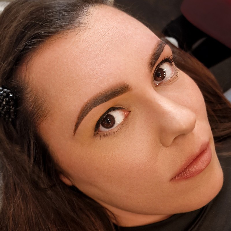 Centre esthétique pour maquillage permanent ou semi-permanent des sourcils à La Ciotat