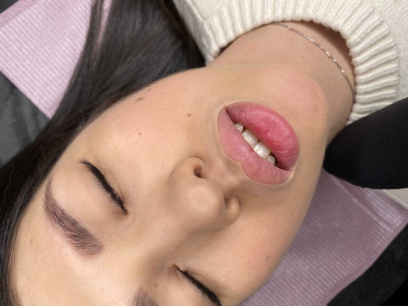 Pourquoi choisir Black Line Studio à la Ciotat pour votre maquillage permanent ?