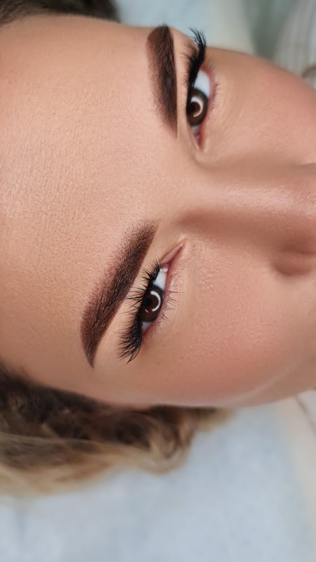 faire microshading des sourcils ou microblading de Marseille  à Toulon