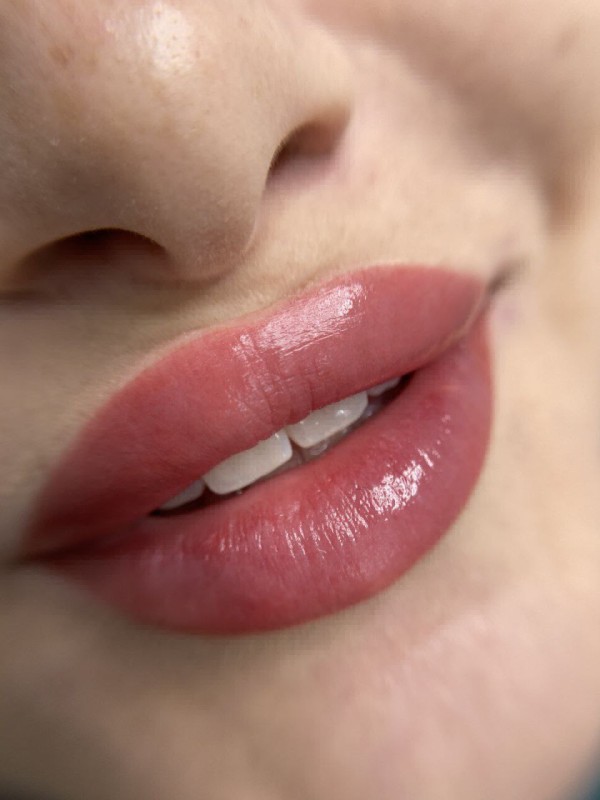 Sublimez vos lèvres avec le maquillage permanent