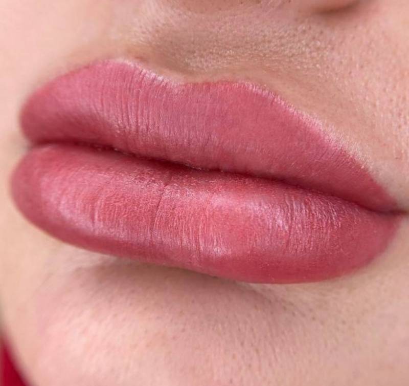 tatouage levre Marseille