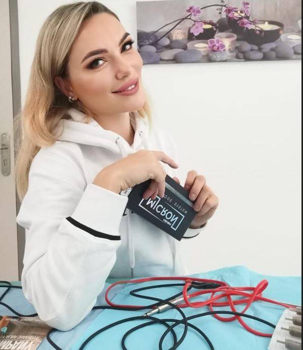 les cartriges de dermopigmentation des lèvres 1RLLT pour glacage en maquillage permanent